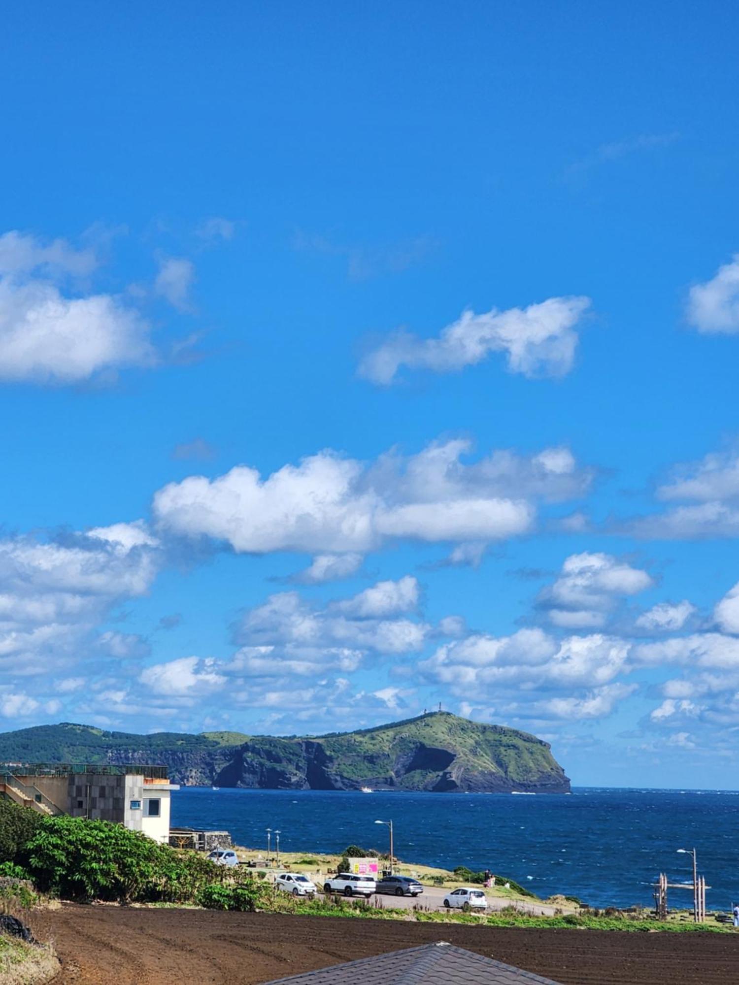 Pureun Jeju Pension Seogwipo Luaran gambar