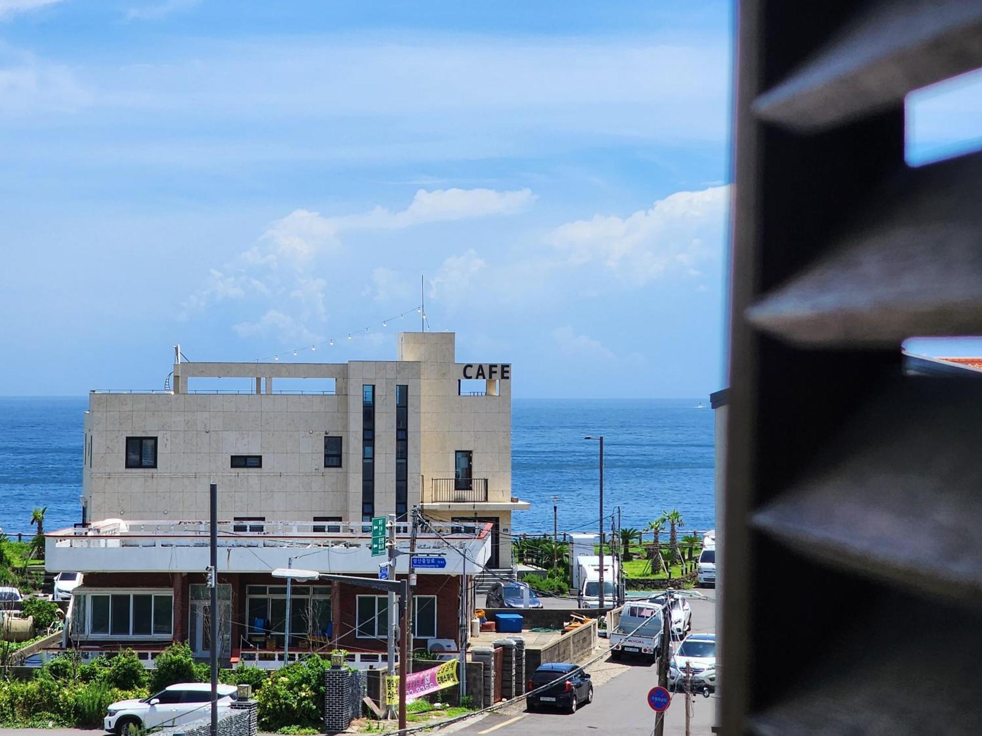 Pureun Jeju Pension Seogwipo Luaran gambar