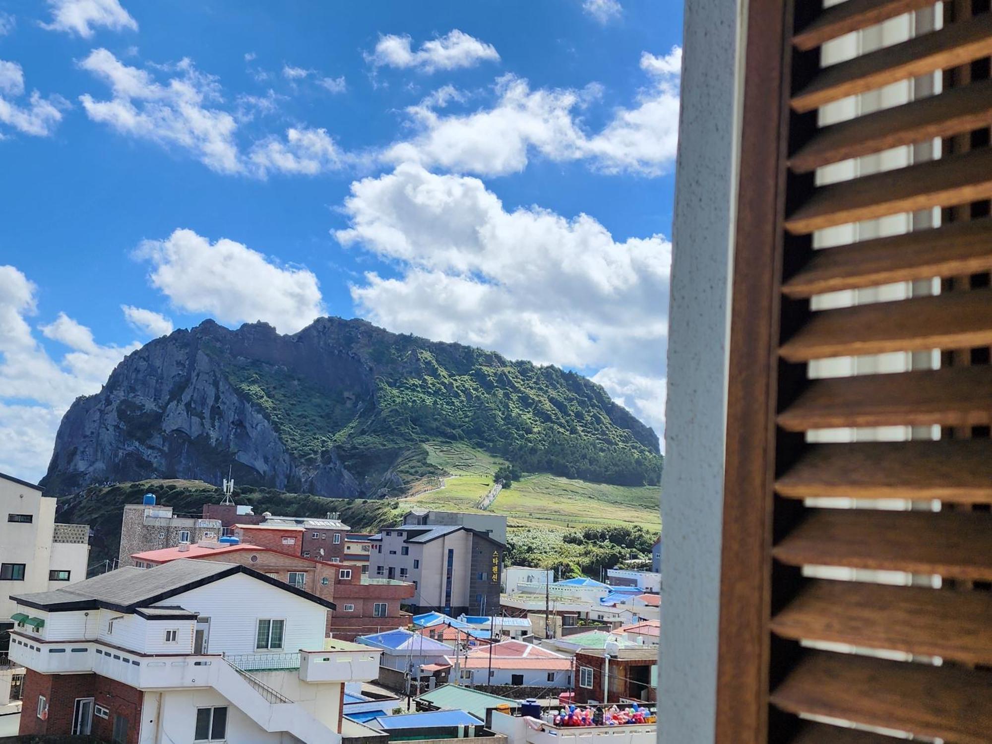 Pureun Jeju Pension Seogwipo Luaran gambar