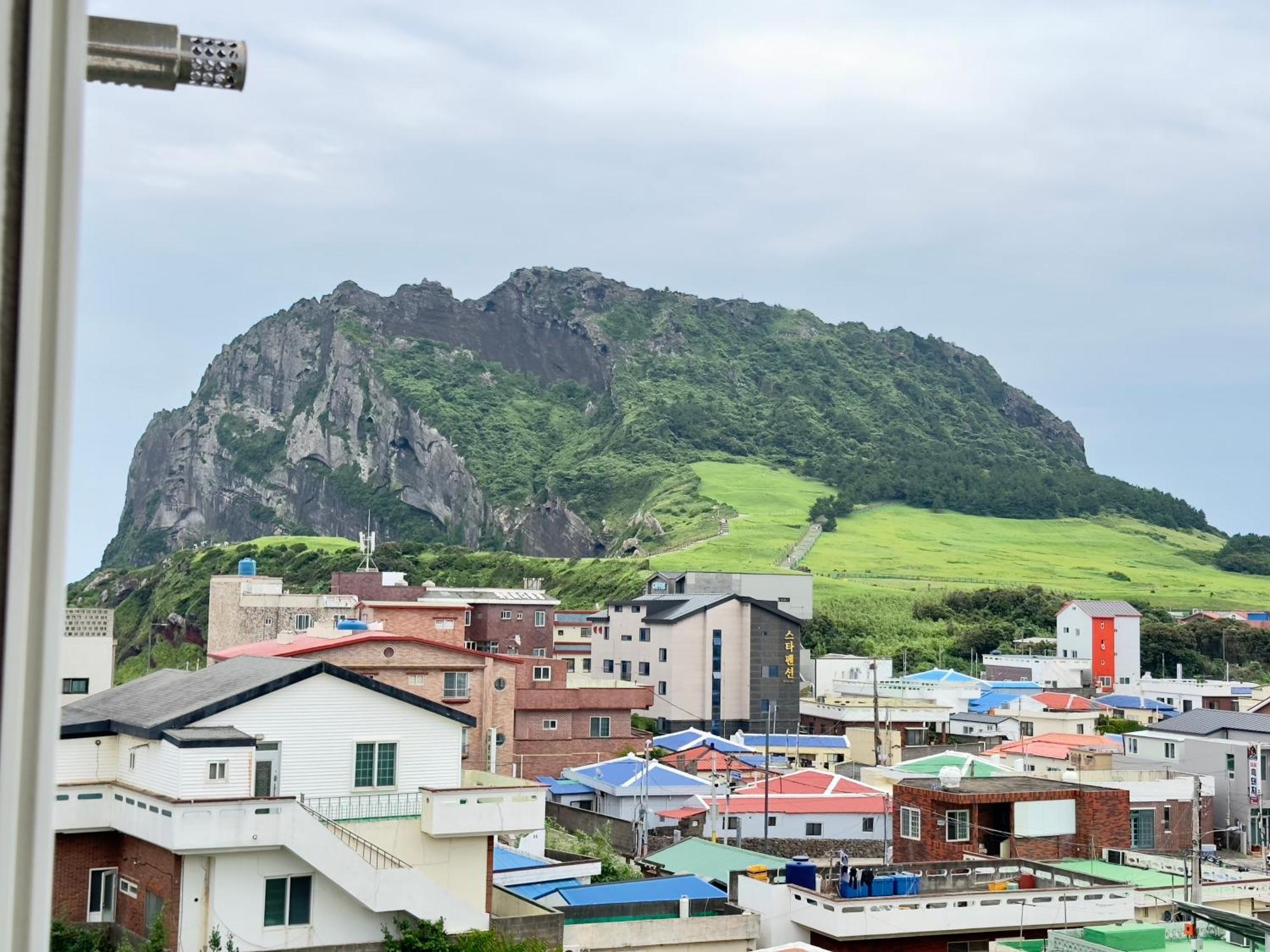 Pureun Jeju Pension Seogwipo Luaran gambar